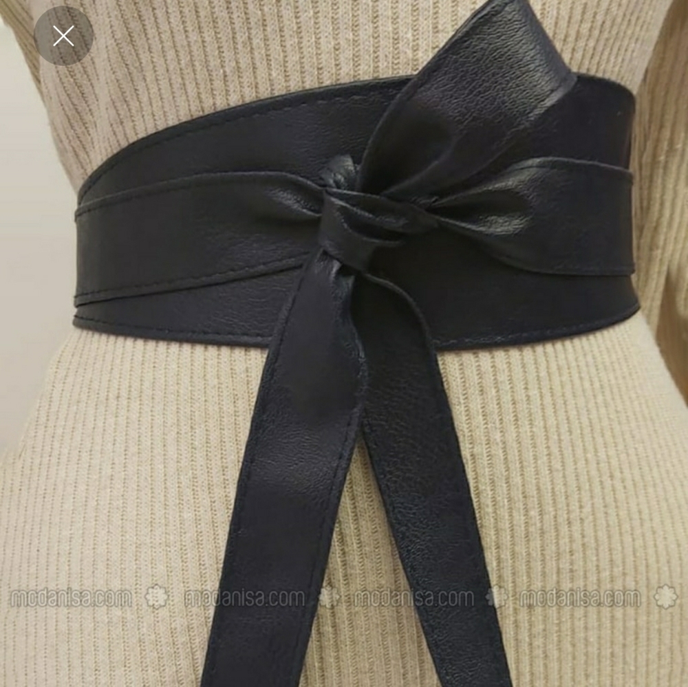 Navy blue belt